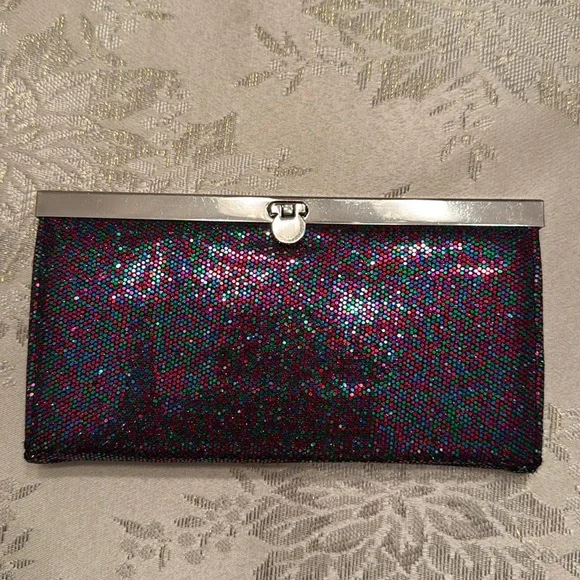 Wallet - Picture 1 of 7